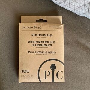Pampered Chef - new/unused in original box - mesh produce bags